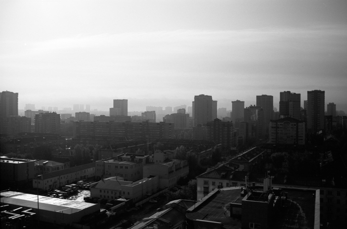 Leica MP Voigtlander Nokton 1.2/35 RolleiRetro 80S