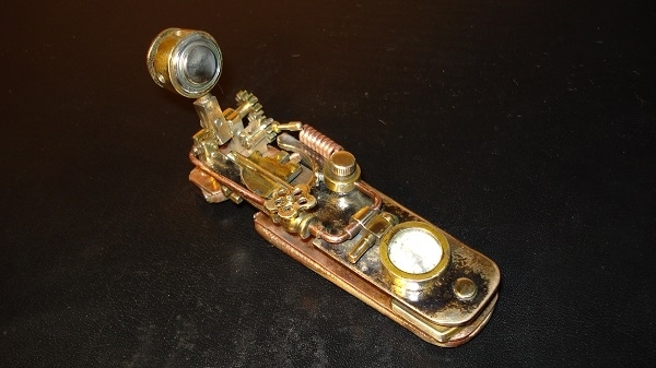 Сумрачный гонконгский гений