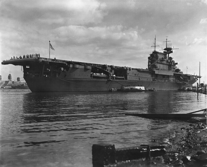 Авианосец "Энтерпрайз". 1942-й год.