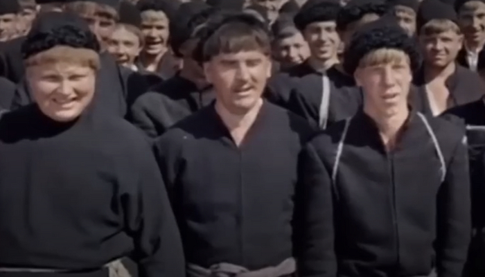 Какие одухотворенные лица...