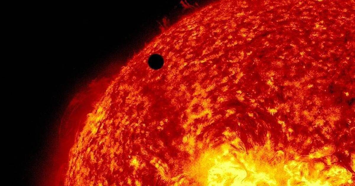 Подгореть на солнце. Подгореть на солнце. Девушка солнцезащитный крем. Подгореть на солнце. Красивый загар.