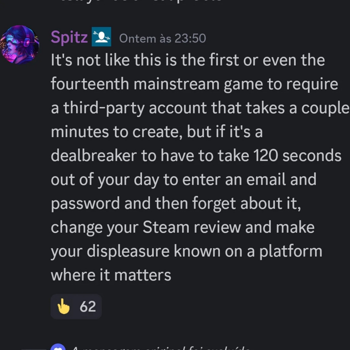 Комьюнити менеджер плюёт в лицо игрокам, либо намеренно дабы люди озлобились и задизали игру либо по приколу. В любом случае его не уволили за то что он так "корректно", совсем не как ублюдки Сони себя вёл.