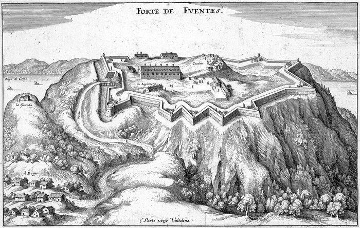 Испанский форт Фуэнтес возведённый недалеко от озера Комо. Место для размещения форта было выбрано настолько удачно, что укрепления ни разу не приняли участие в боевых действиях. В 19 веке руинированный форт стал убежищем групп бандитов и контрабандистов,