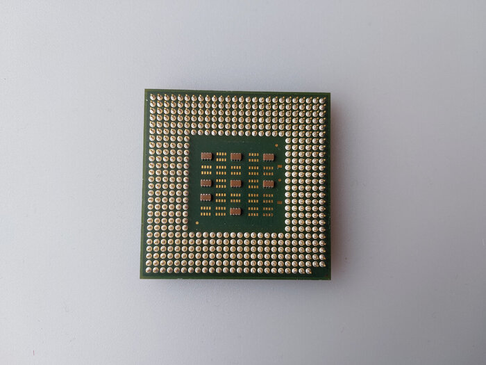 Intel Pentium 4 1.4.  .  478     Intel   "".
