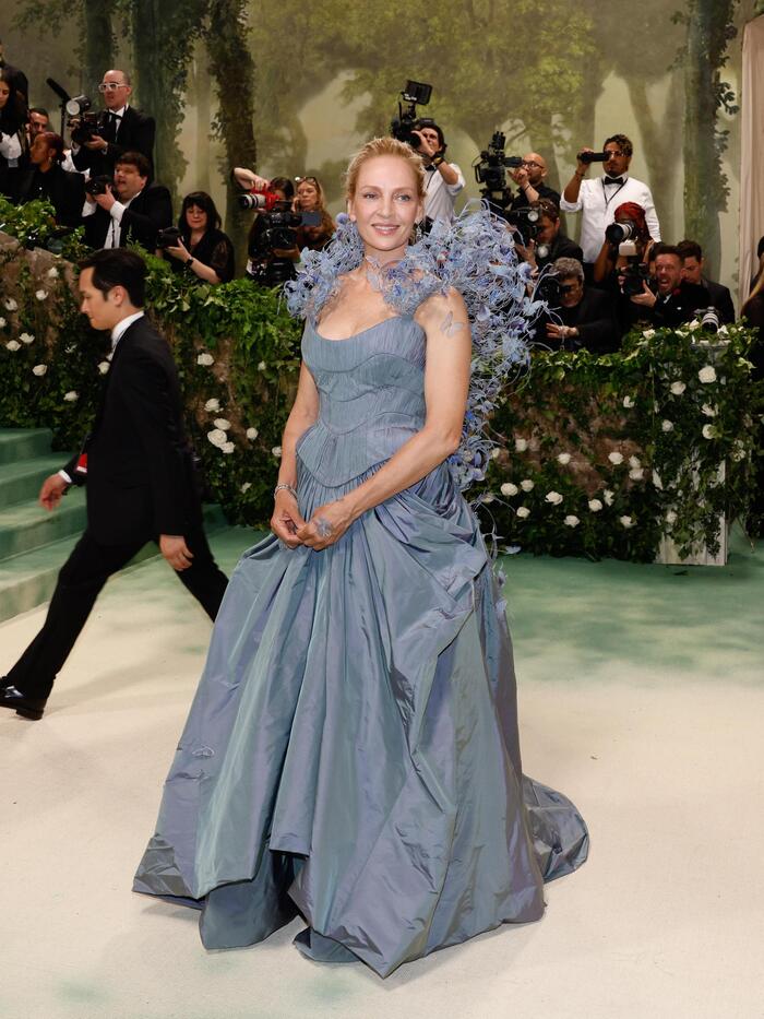 <!--noindex--><a href="https://pikabu.ru/story/met_gala_2024_obzor_trendov_kak_skazhutsya_v_brenddizayne_11405761?u=https%3A%2F%2Fwww.marieclaire.ru%2Fmoda%2Fmet-gala-2024-vse-modnye-obrazy-bala-instituta-kostyuma%2F&t=https%3A%2F%2Fwww.marieclaire.ru%2Fmoda%2Fmet-gala-2024-vse-modnye-obr...&h=4cde258dd0e117d6e6ca3701c7fee5148054ac87" title="https://www.marieclaire.ru/moda/met-gala-2024-vse-modnye-obrazy-bala-instituta-kostyuma/" target="_blank" rel="nofollow noopener">https://www.marieclaire.ru/moda/met-gala-2024-vse-modnye-obr...</a><!--/noindex-->