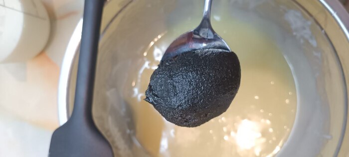 Пралине из черного кунжута – 2 ст.л.