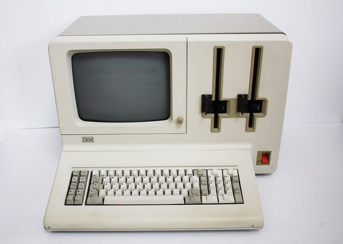    IBM PC.  4 ,  (),  ,  , IBM,  , , Intel, Zilog z-80, Microsoft, Apple II,   