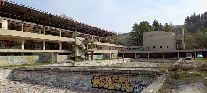 Предназначался для подготовки спортсменов к Олимпиаде-80, позже использовался как общественный