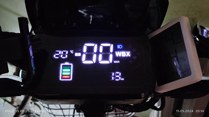 По мнению своего мопЭда я накатал 13 км... по ощущениям раза так в два меньше