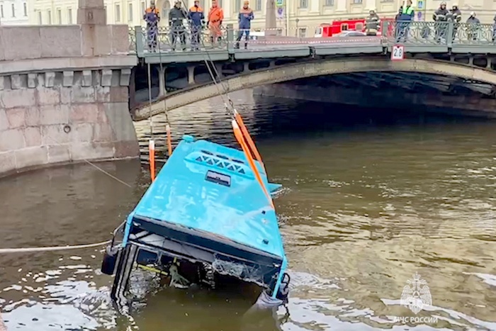 Я слышал могут дать за это десять