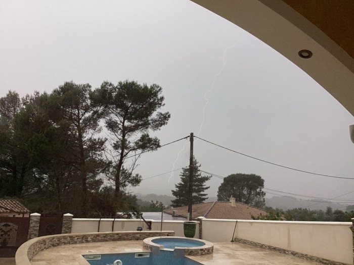 2 ое мне оно конечно нравится больше