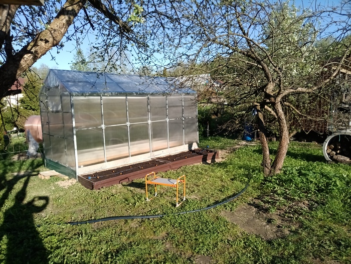 Маленькая тепличка 2*4
