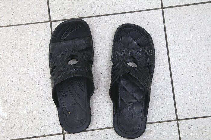 Дырявые противоугонные тапки