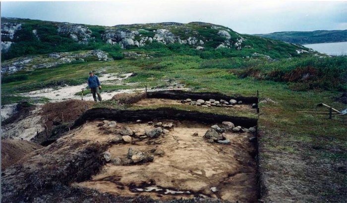 Раскопки Оленеостровского могильника (Кольский полуостров).