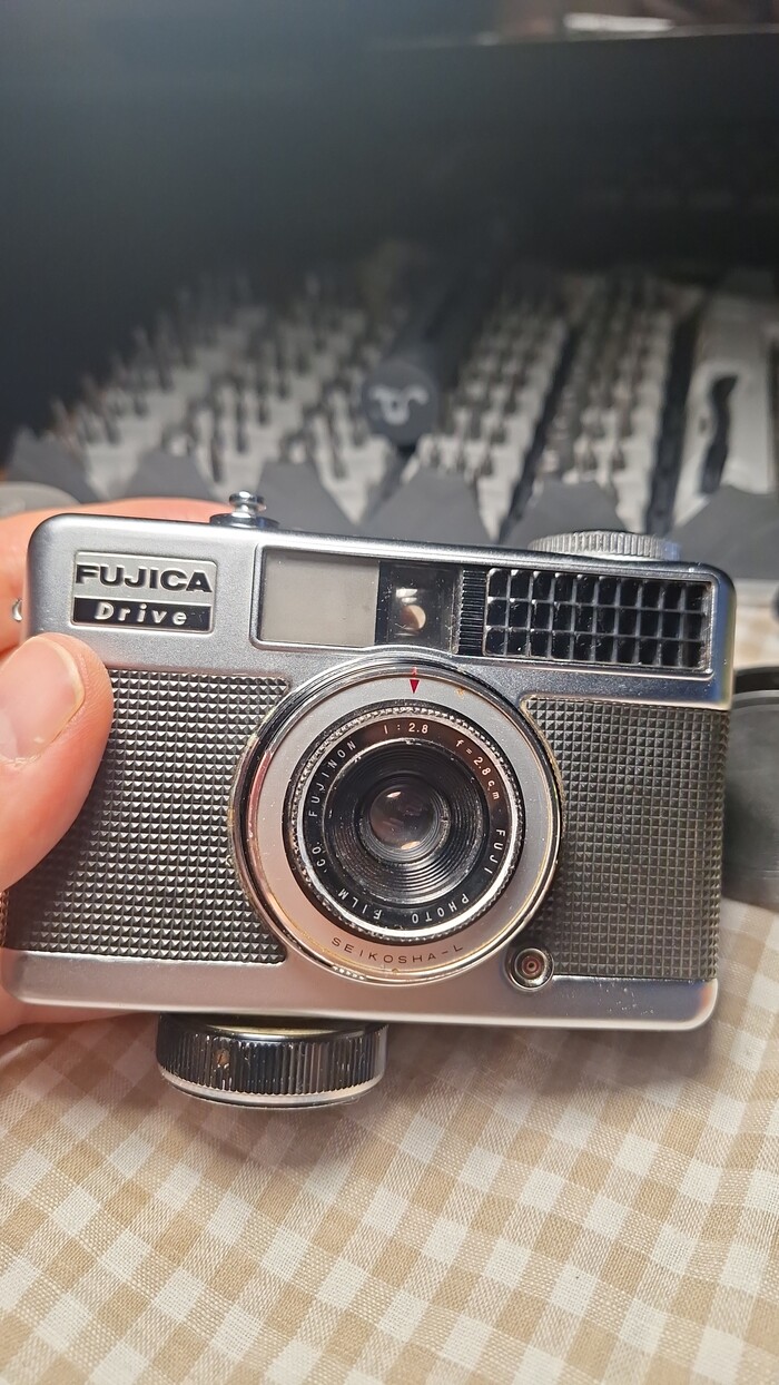    Fujica drive  ()   , , , , 