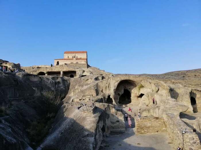 Пещерный город