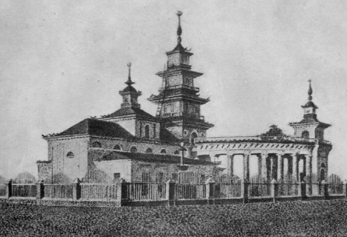 Храм, вид от Волги: 1904 и 2022 годы. Фото Алексея Паевского, август 2022 года