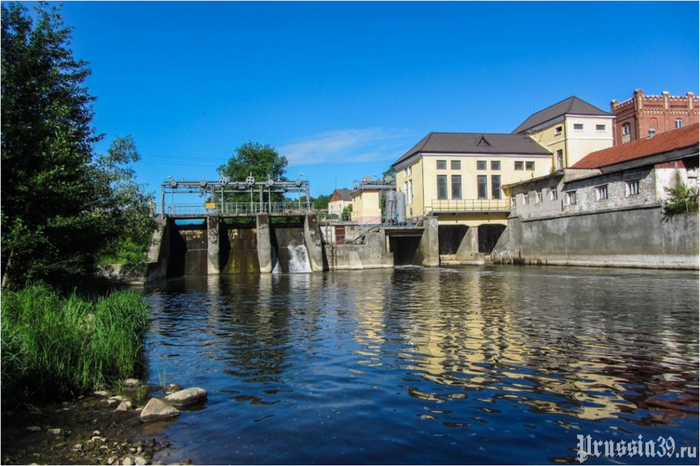     .   1880 (    1886)   Darkehmen ( )   .   2000 .    <a href="https://pikabu.ru/story/yelektricheskie_gigantyi_eniseya_i_angaryi_chast_1_11468013?u=https%3A%2F%2Fwww.prussia39.ru%2F&t=Prussia39.ru&h=e7dc074721fcb9d830e7f1b2b4cf506a863a287c" title="https://www.prussia39.ru/" target="_blank" rel="nofollow noopener">Prussia39.ru</a>