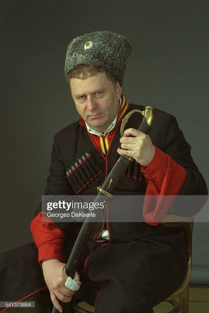 Предвыборная фотосессия Жириновского, 1995 год | Пикабу