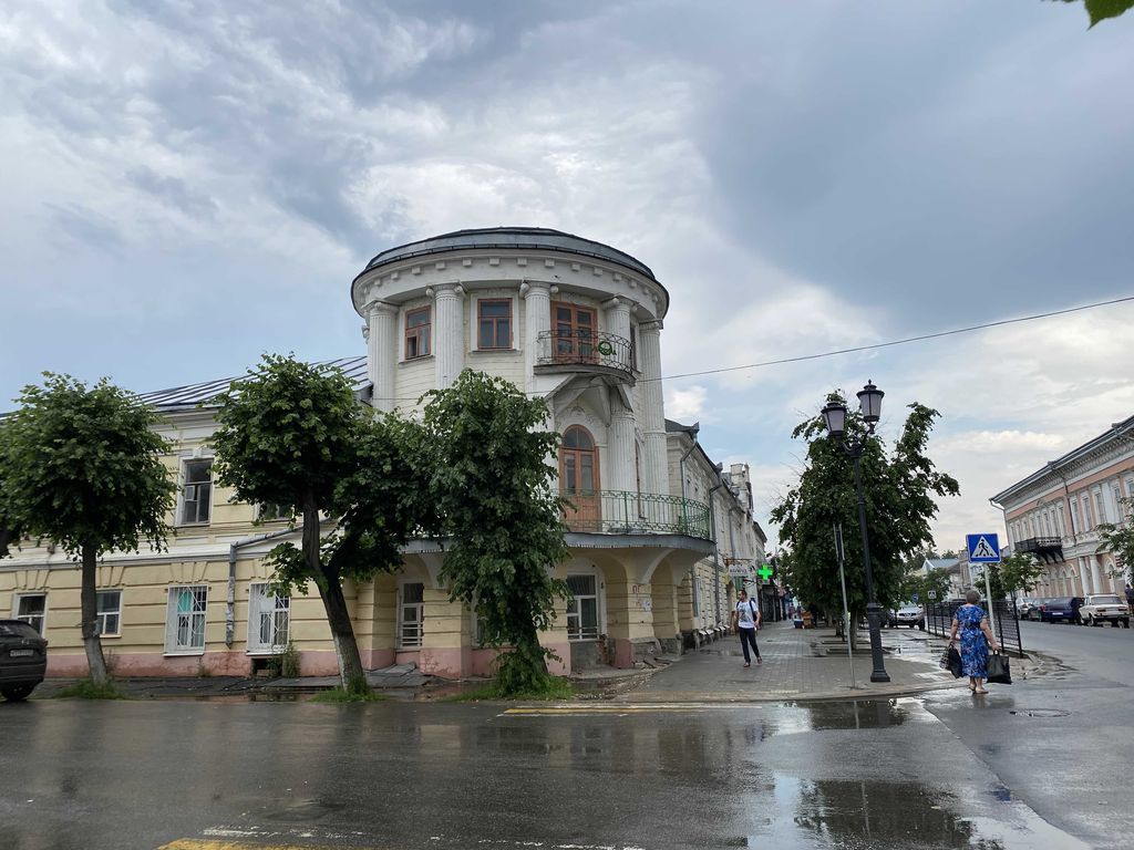 От усадьбы Дракулы до замка Диснея (маршрут выходного дня) | Пикабу