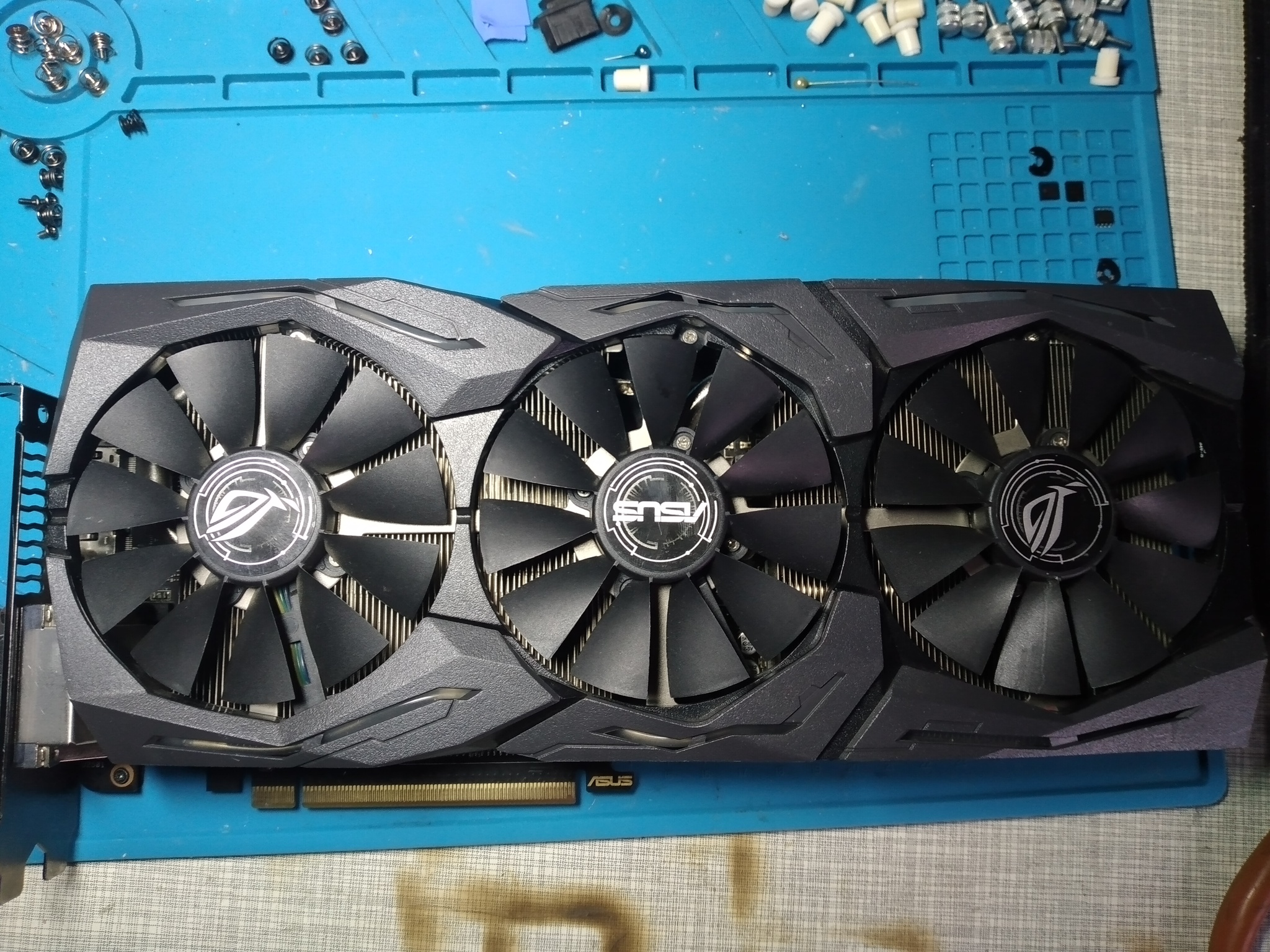 Вынужденная переделка RX480 в RX570 | Пикабу