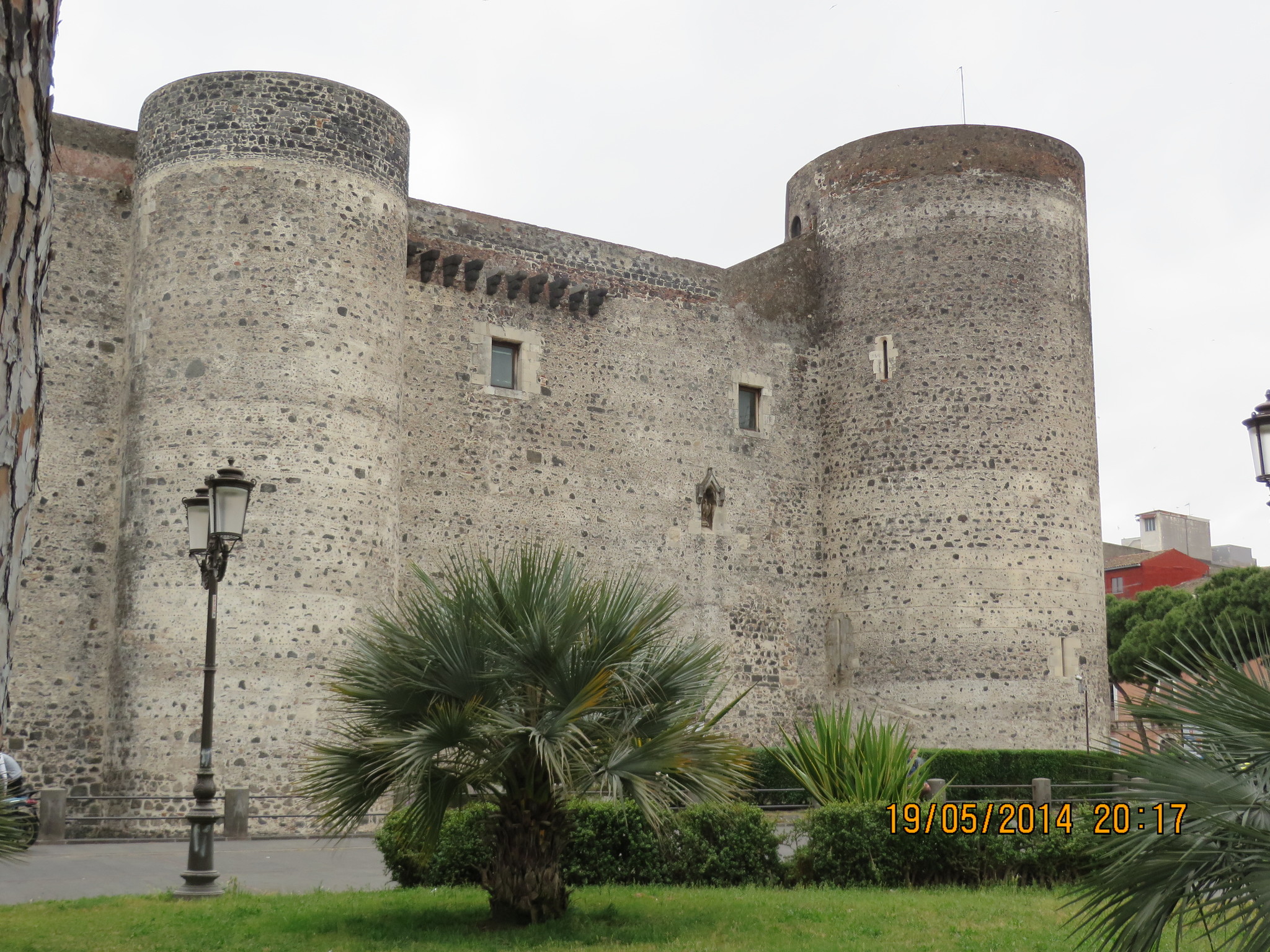 Бродим по Средневековью. Замок Урсино (Castello Ursino) | Пикабу