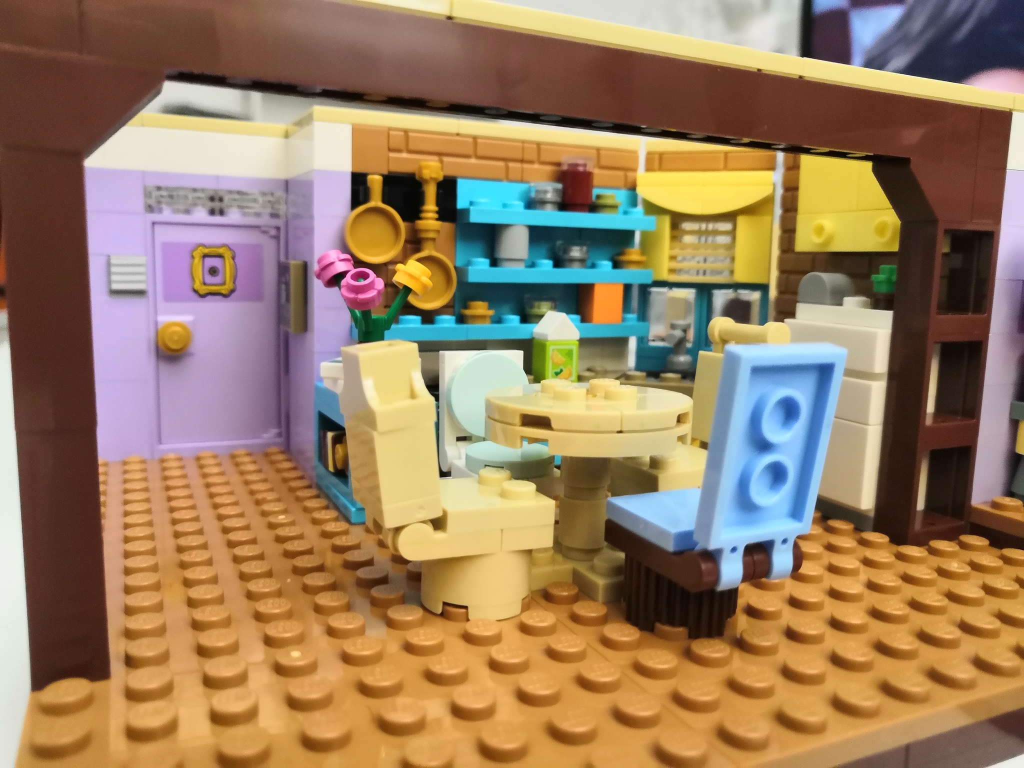 LEGO. Квартиры героев сериала «Друзья» | Пикабу