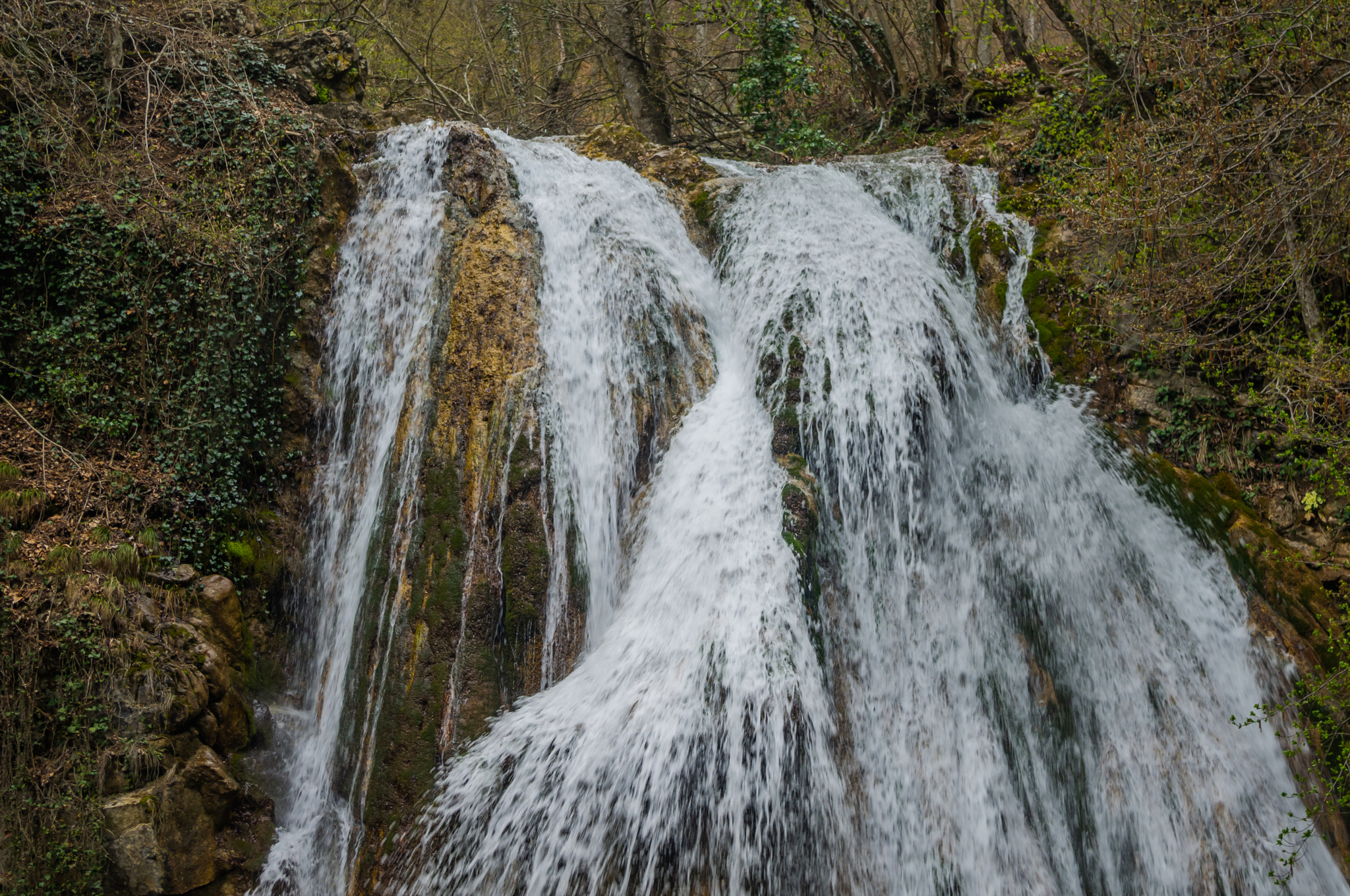 Крымский водопад весной