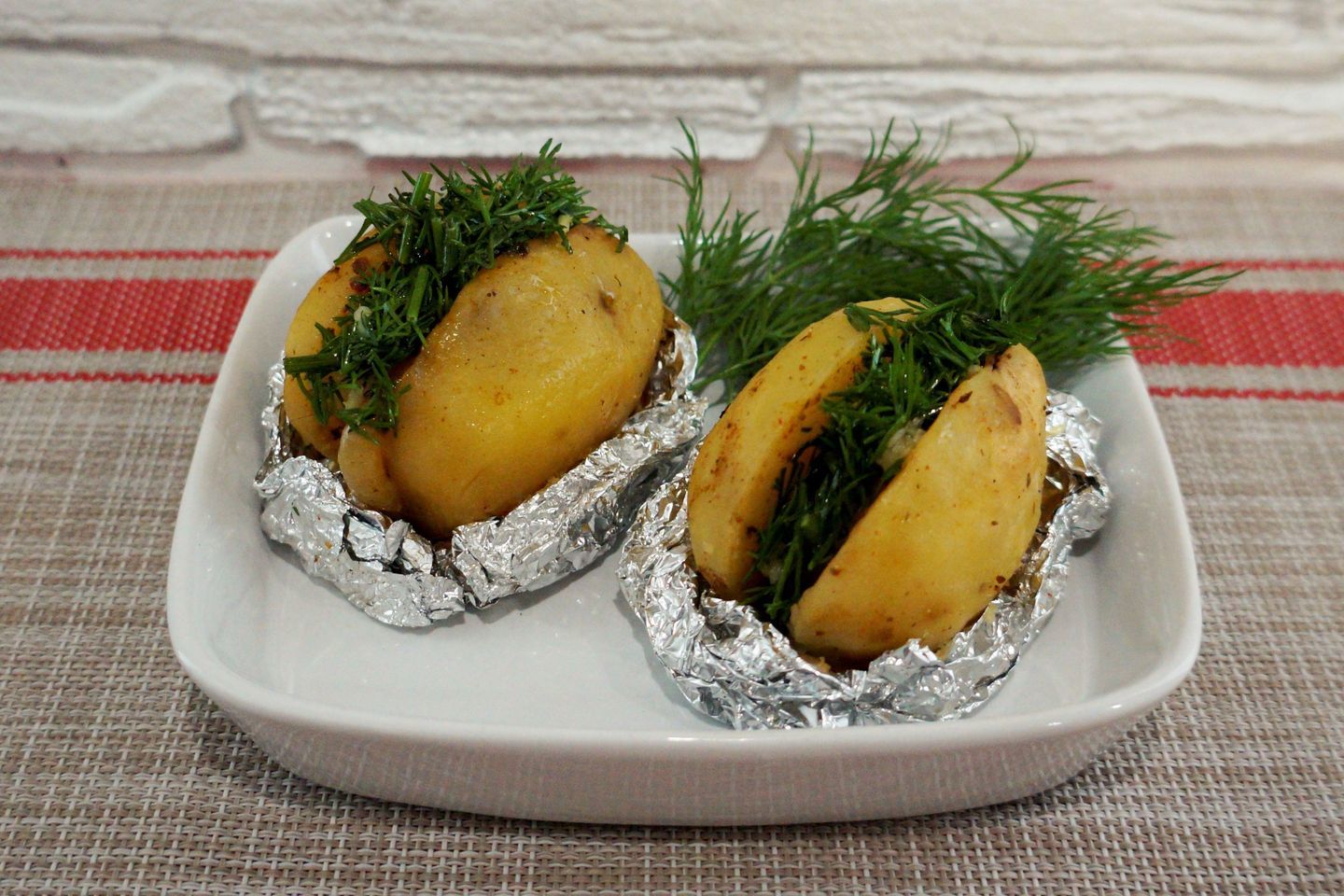 Запеченный картофель с салом