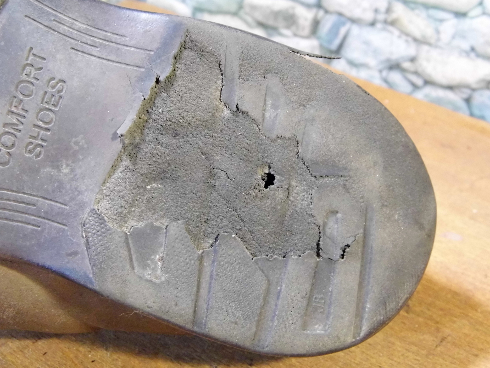 Лёгкая замена подошвы на летних | Пикабу