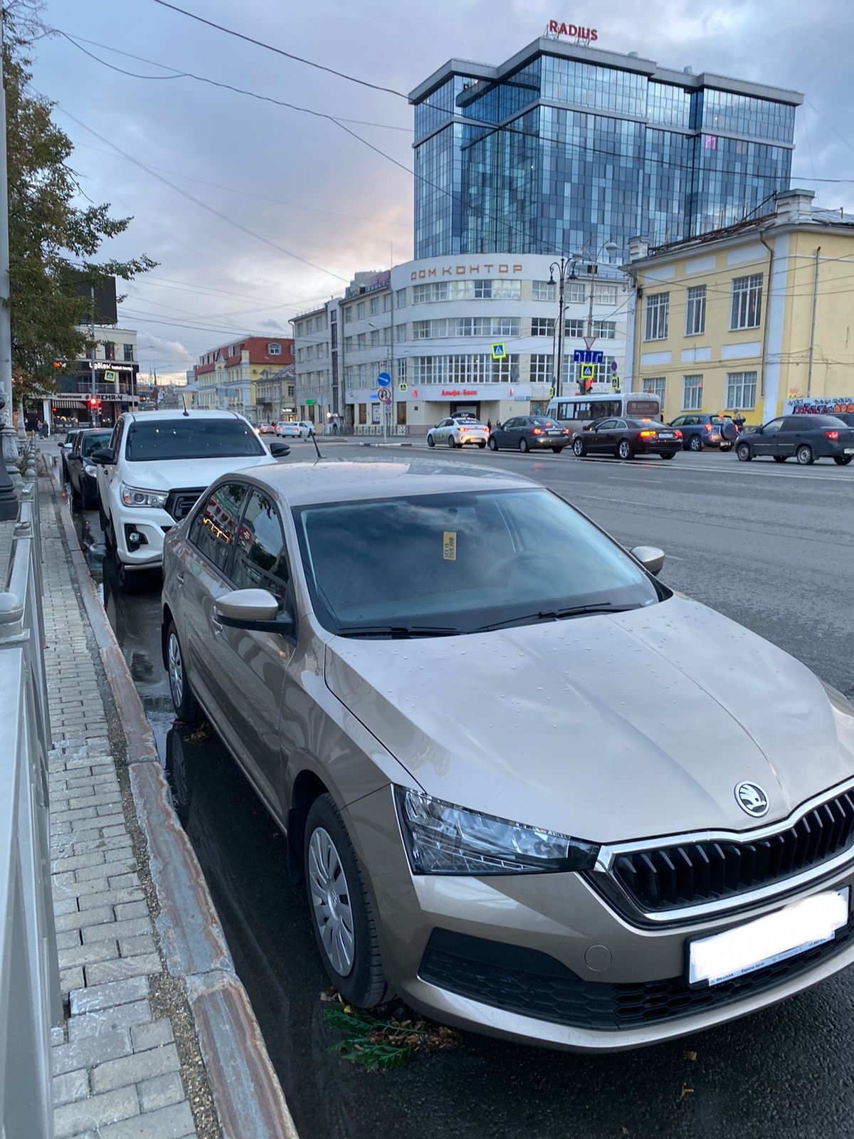 Ищу очевидцев дтп Екатеринбург, перекрёсток малышева-8 Марта 04.09.2021 |  Пикабу