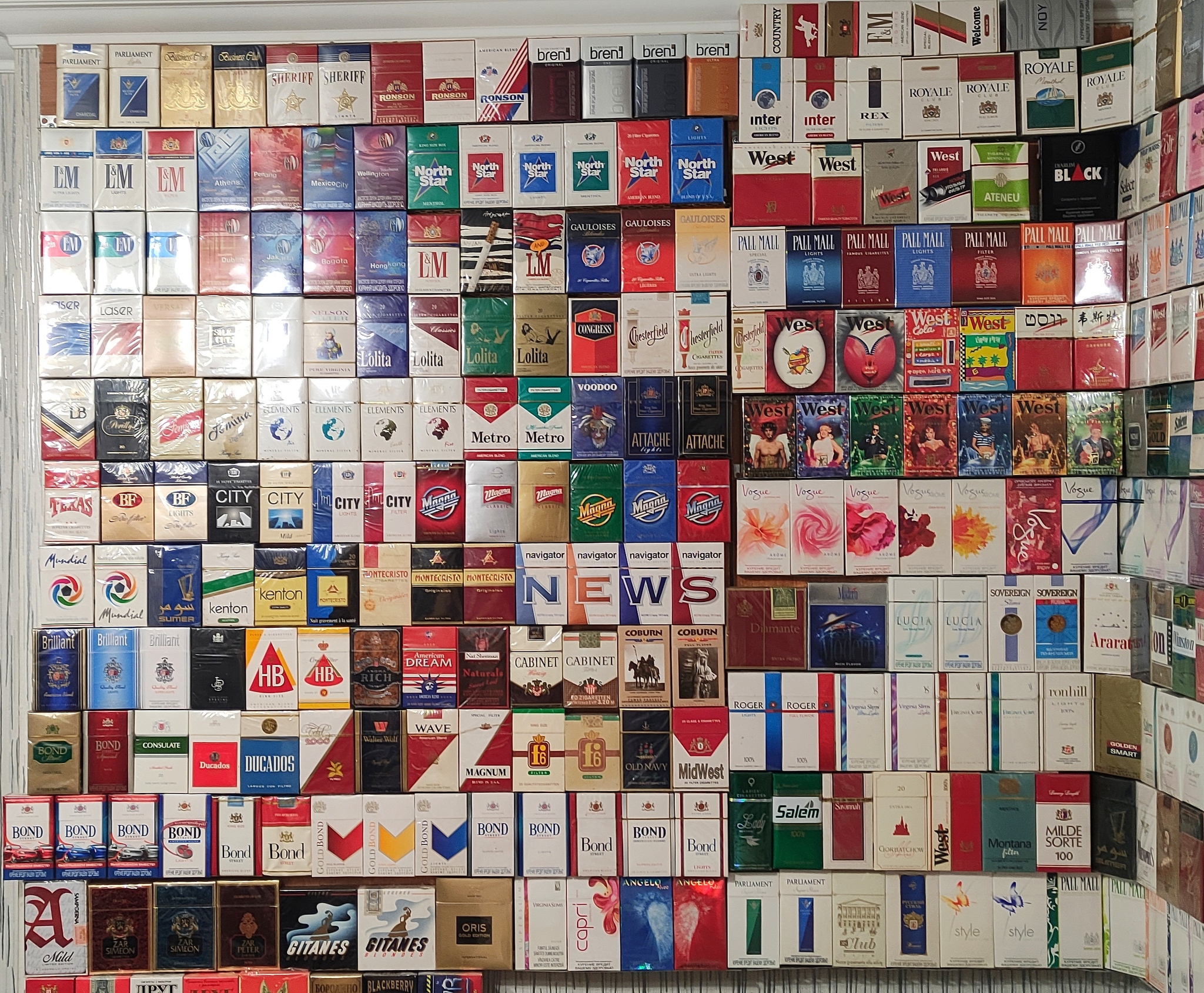 Коллекция пачек сигарет 90-х