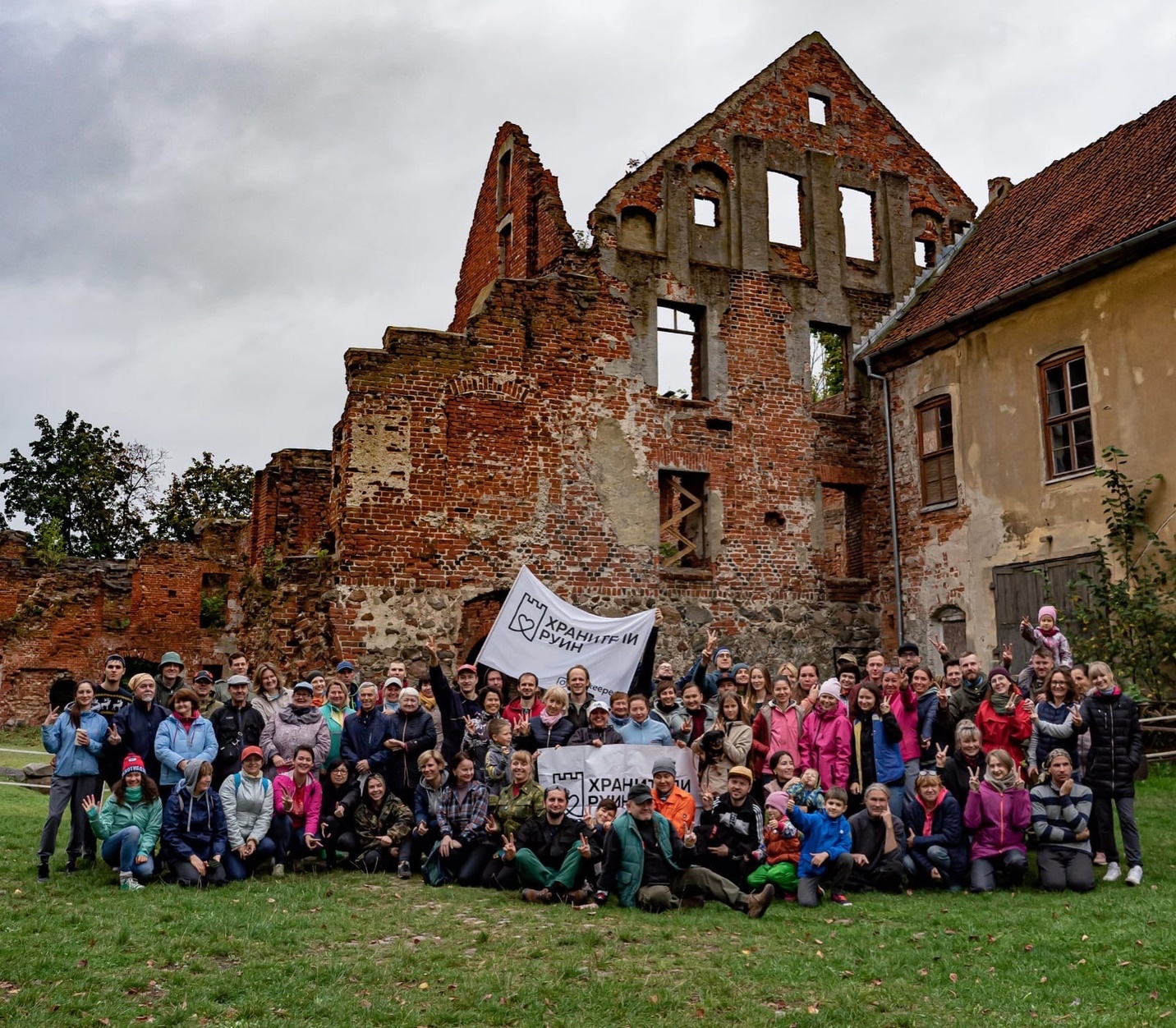 Замки и кирхи Калининградской области и «Хранители руин» Ruin.Keepers |  Пикабу