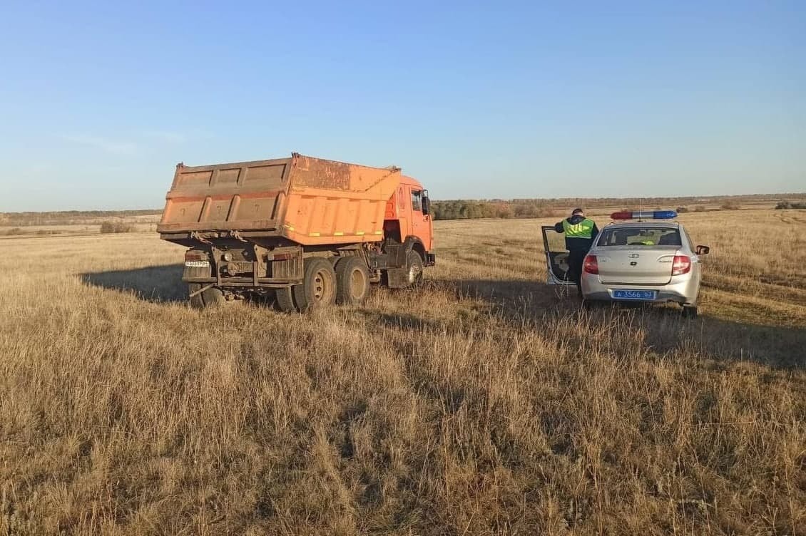 Погоня в горячей крови, стрельба по самосвалу и абордаж кабины прилагаются  | Пикабу