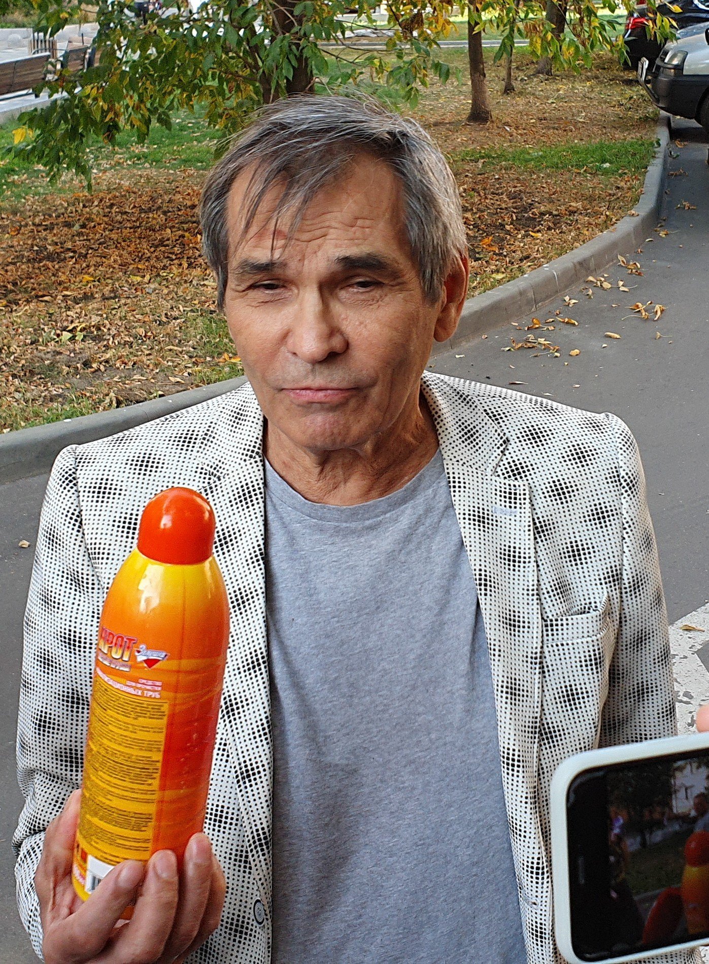 Попробовал новую зубную пасту... а нет, не новую | Пикабу