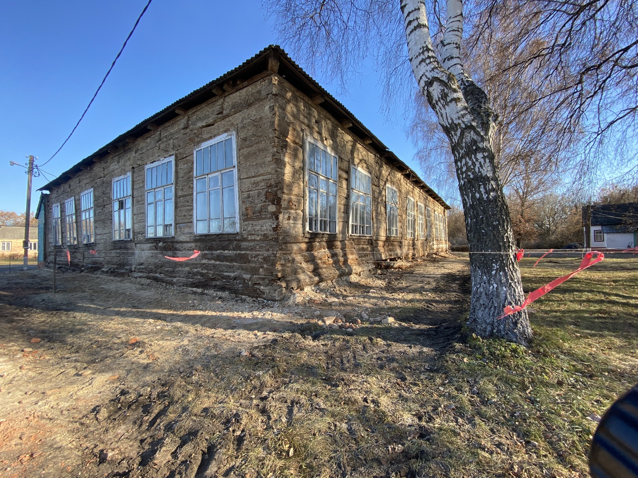 В Курской области сгнили здания 2 школ | Пикабу