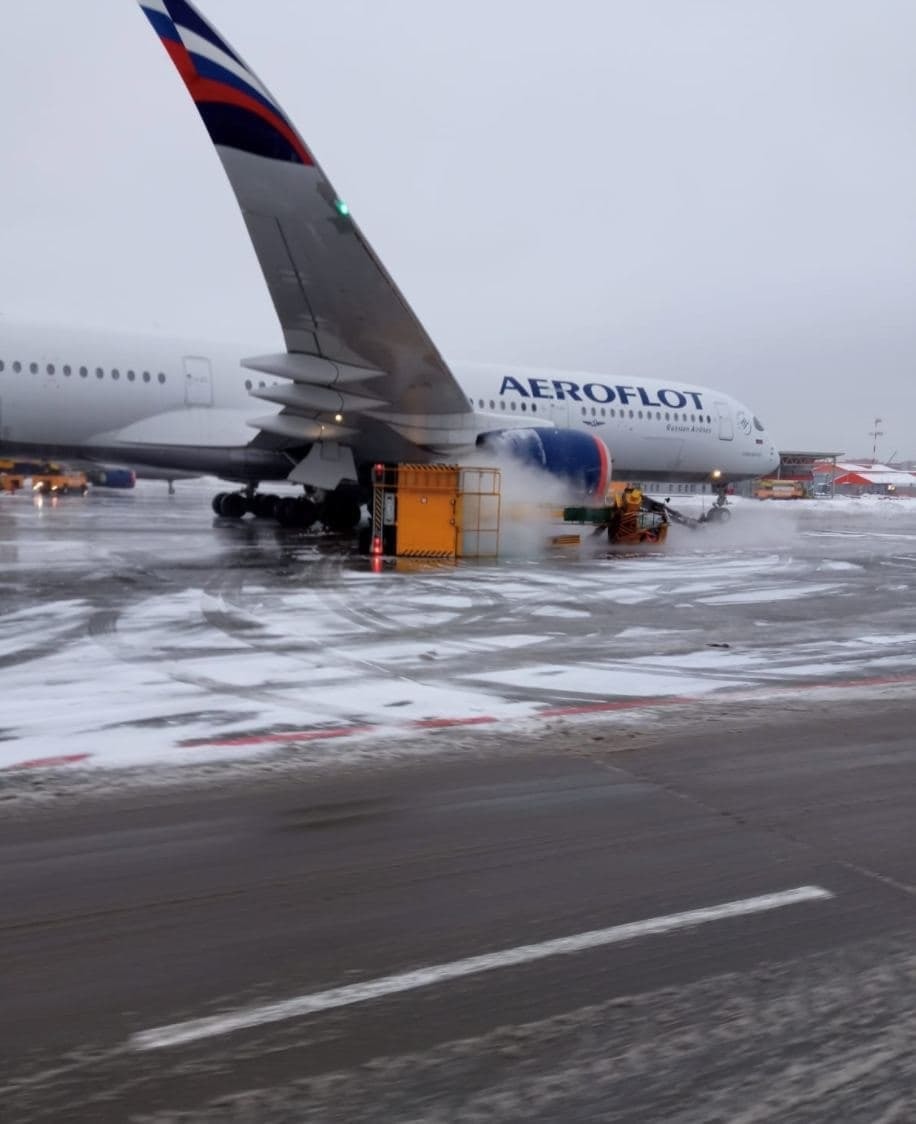 Очень громкое и эмоциональное видео из кабины поливальной машины ...