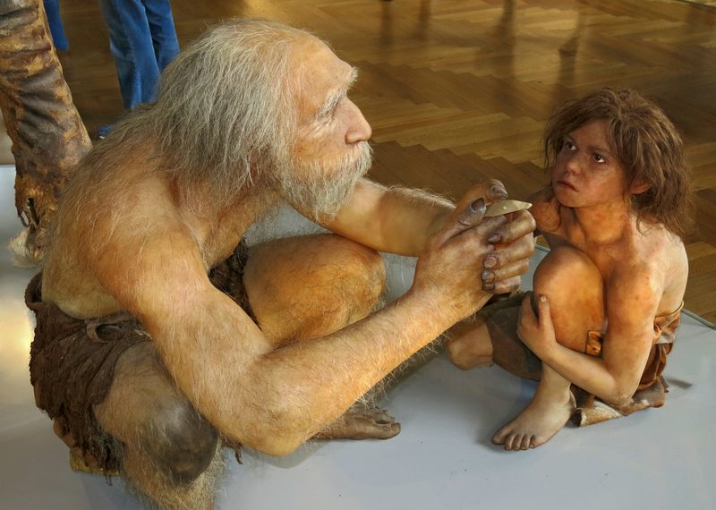 Ученые узнали чем болел самый известный неандерталец | Пикабу
