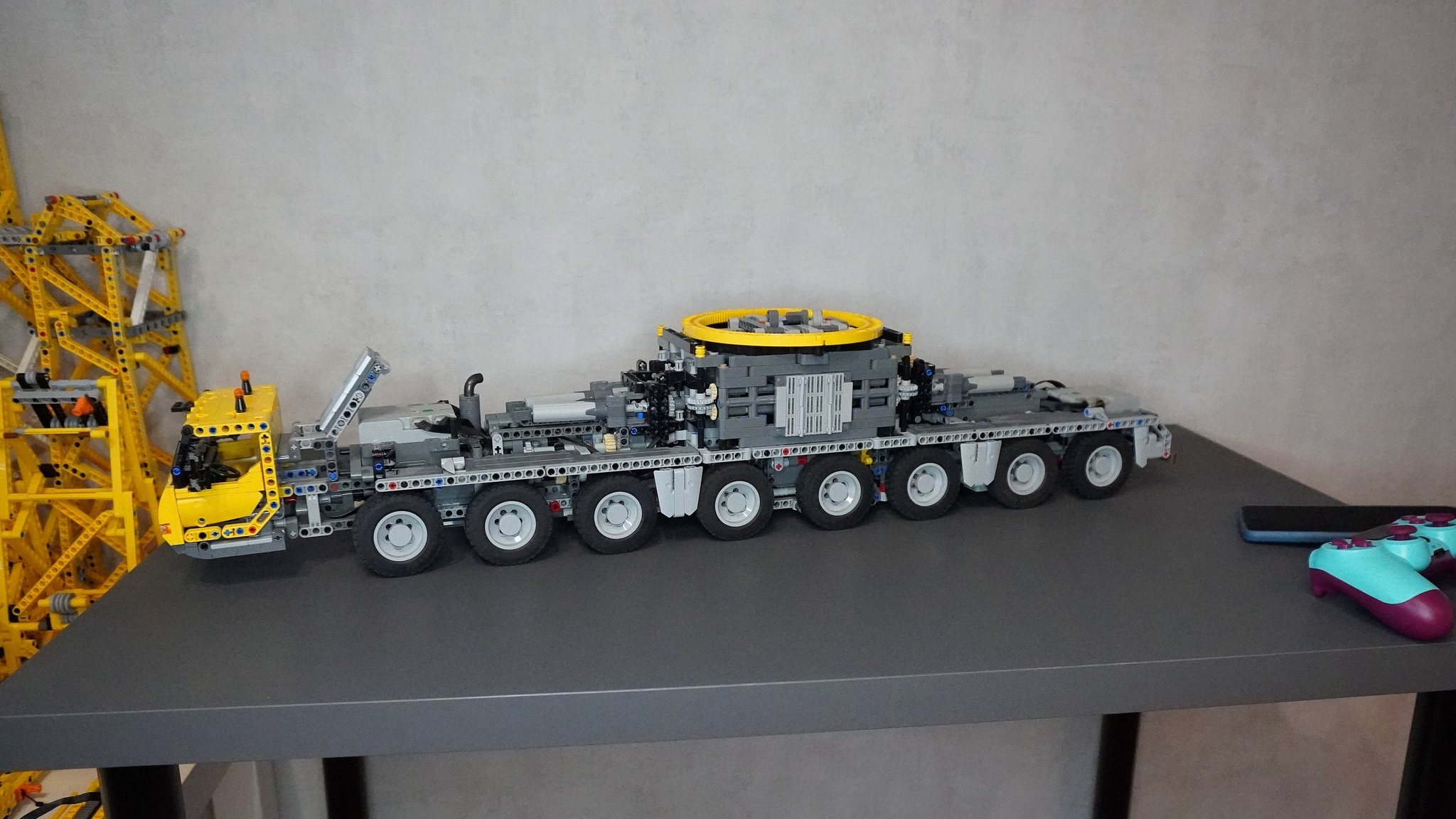 Кран Liebherr LG1750 из Лего | Пикабу