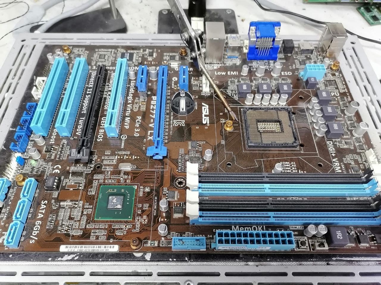 Бич-гейминг №5 или замена сокета на материнской плате Asus P8Z-77-V LX ...