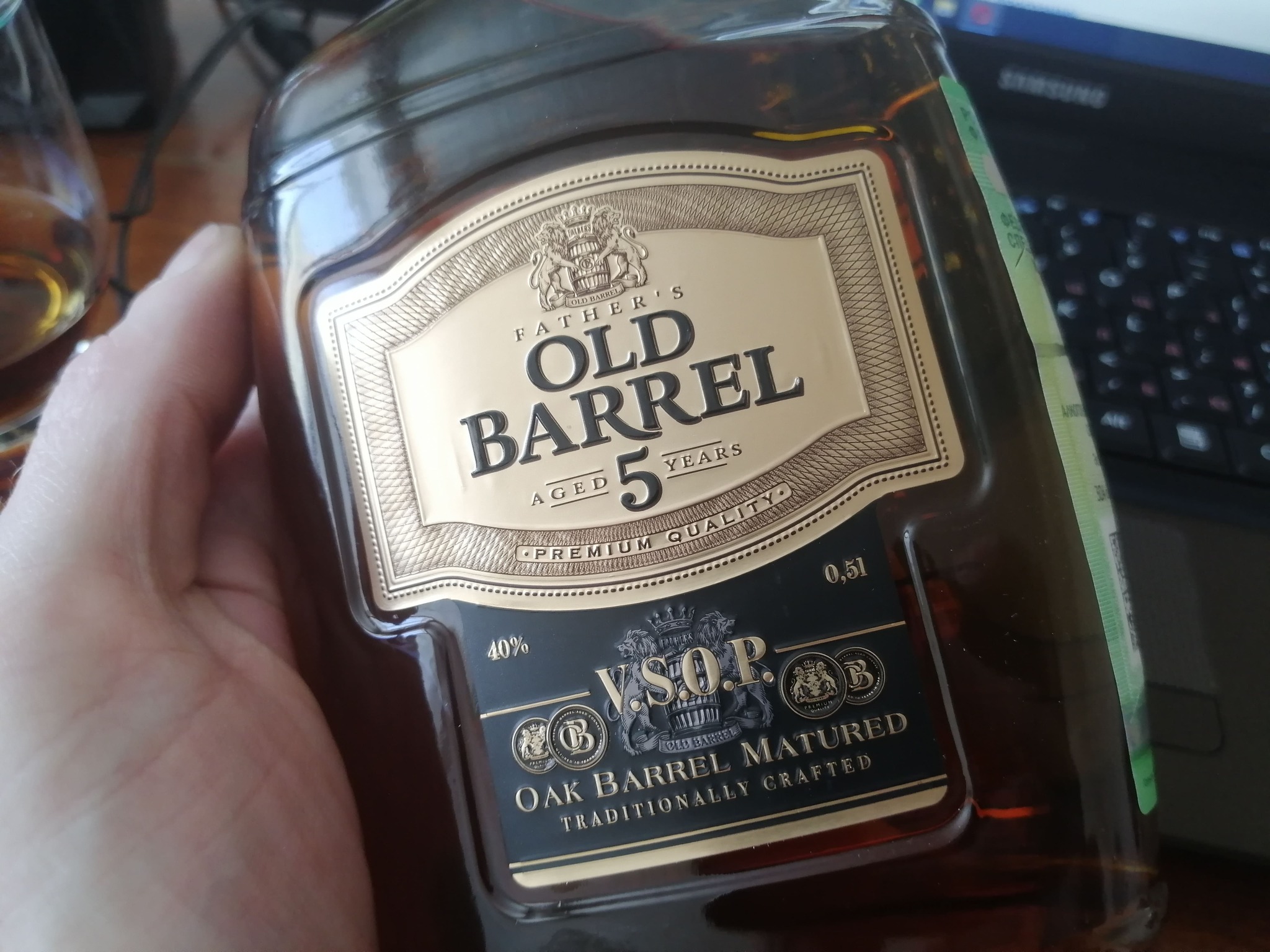 Олд баррель 7 лет. Коньяк Олд баррель 4. Old Barrel 4. Old Barrel 5 черная смородина. Old Barrel вкус винограда.