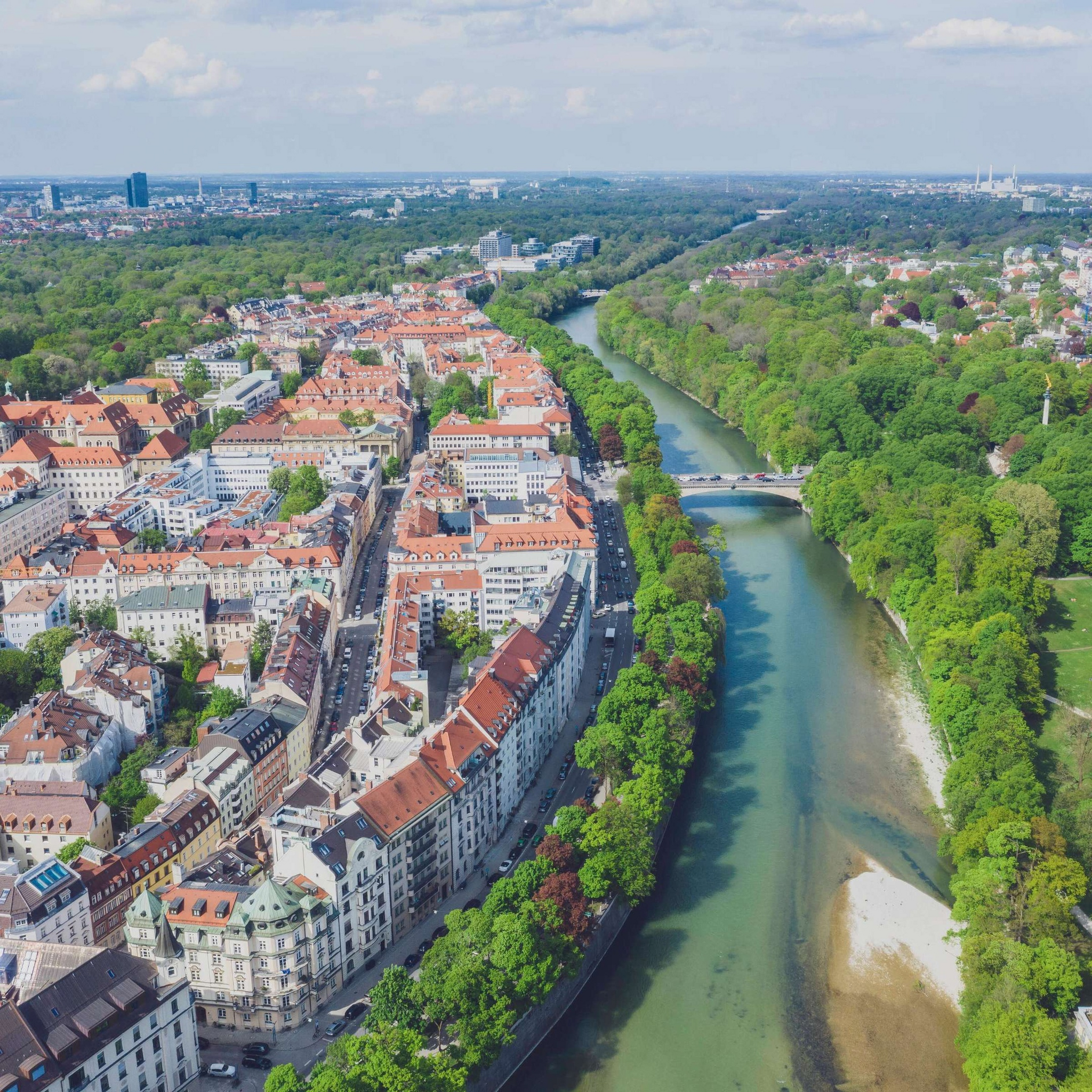 Жизнь в Мюнхене. Мюнхен часть Германии. Klein München Германия. Мюнхен находится в из Германии Мюнхен это. Залив Изар.