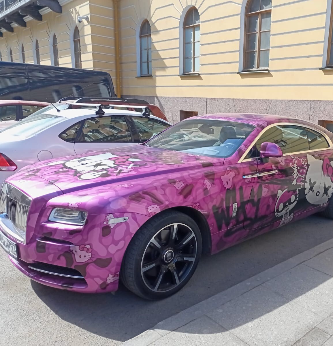 Rolls Royce Hello Kitty | Пикабу