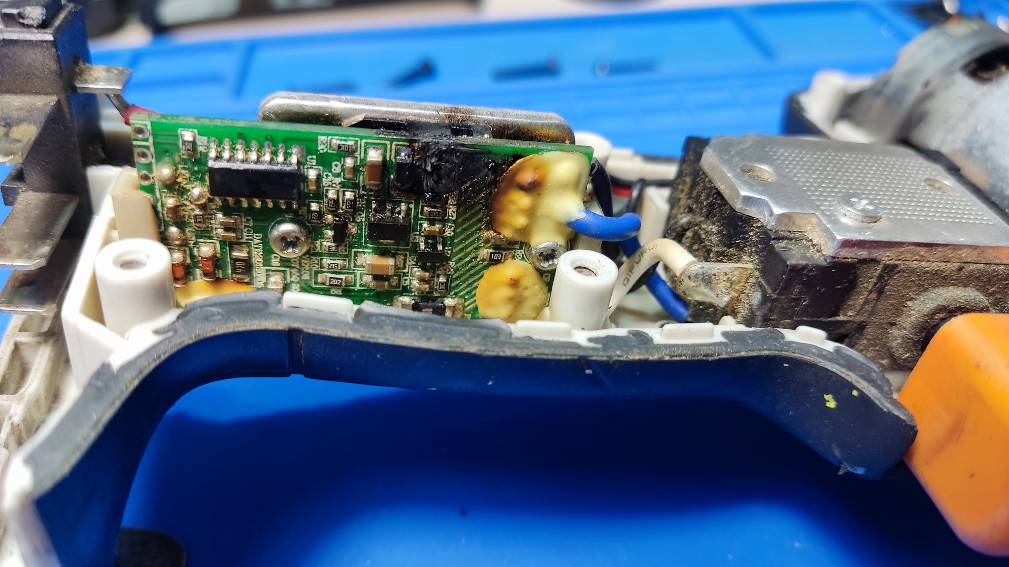 3 Постоянное срабатывание аварийной остановки