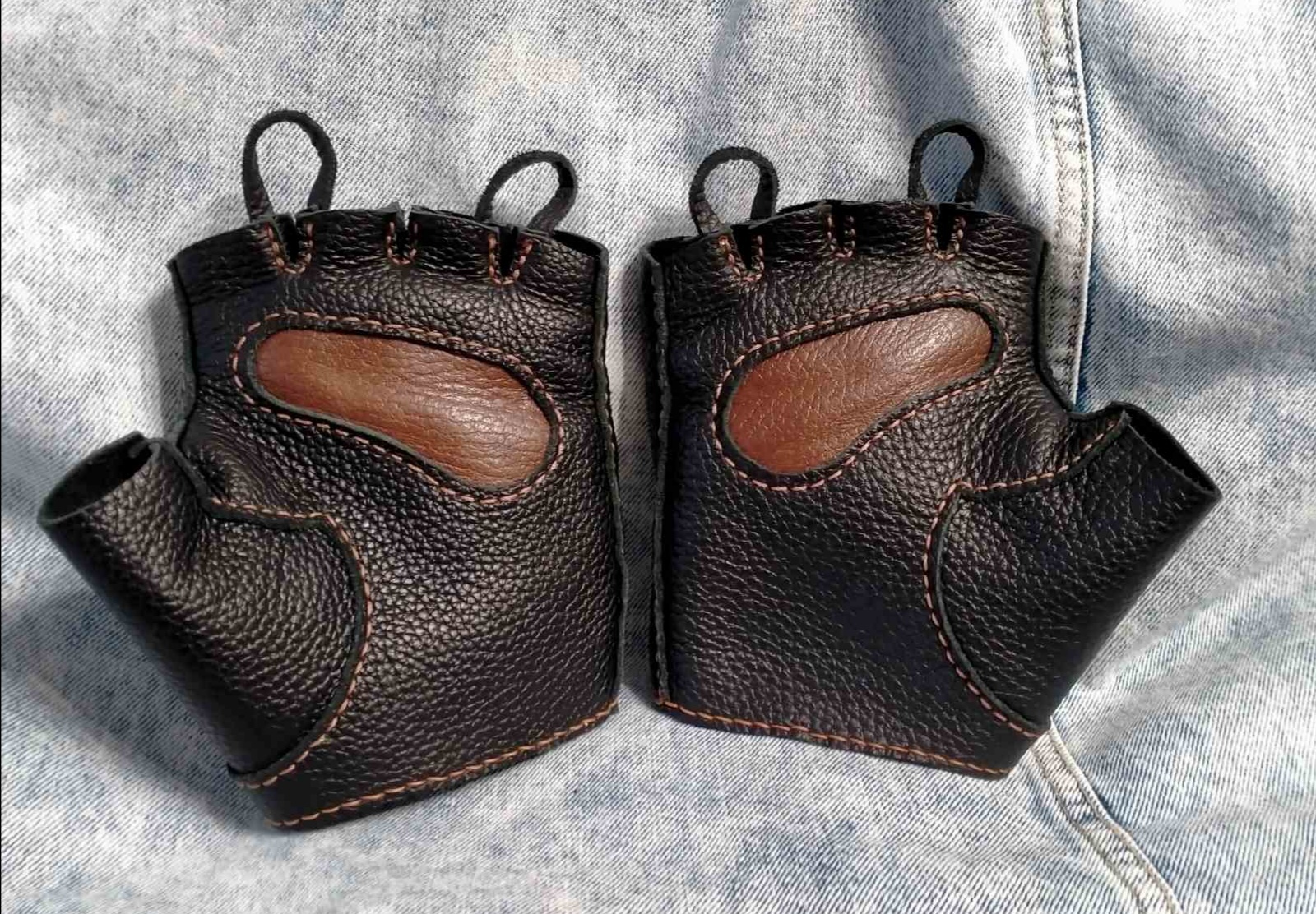 Кожаные мужские перчатки без пальцев