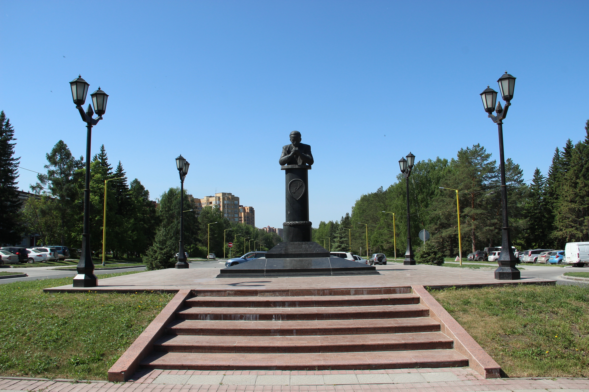 Памятники Новосибирского Академгородка | Пикабу