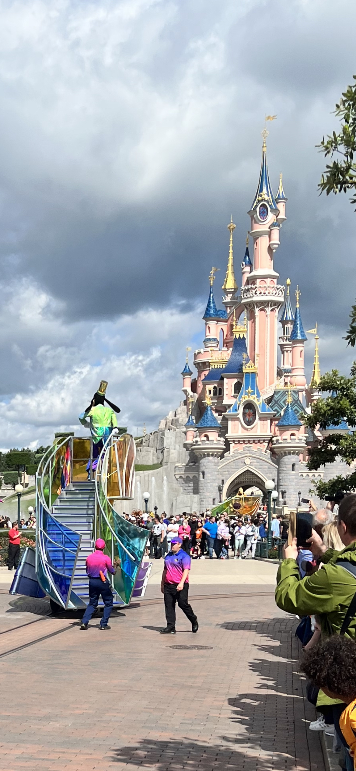 20 отличий Disneyland и Disney World — совершенно разные места