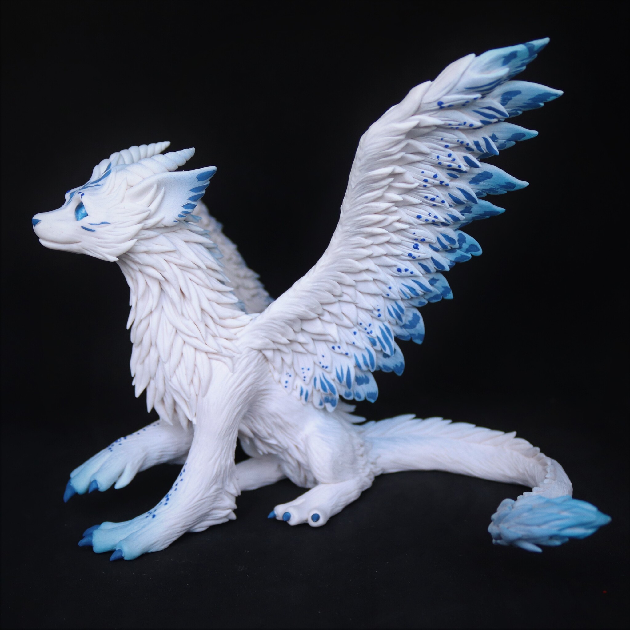 Lerex-белый дракон