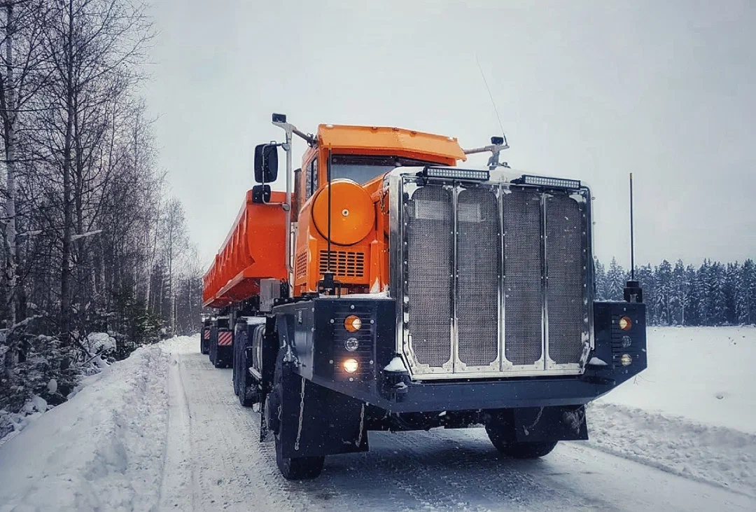 АЛРОСА, оказавшись у разбитого корыта из-за действий Volvo и Scania, вновь  обратилась к заводу «Тонар» за седельным тягачом | Пикабу