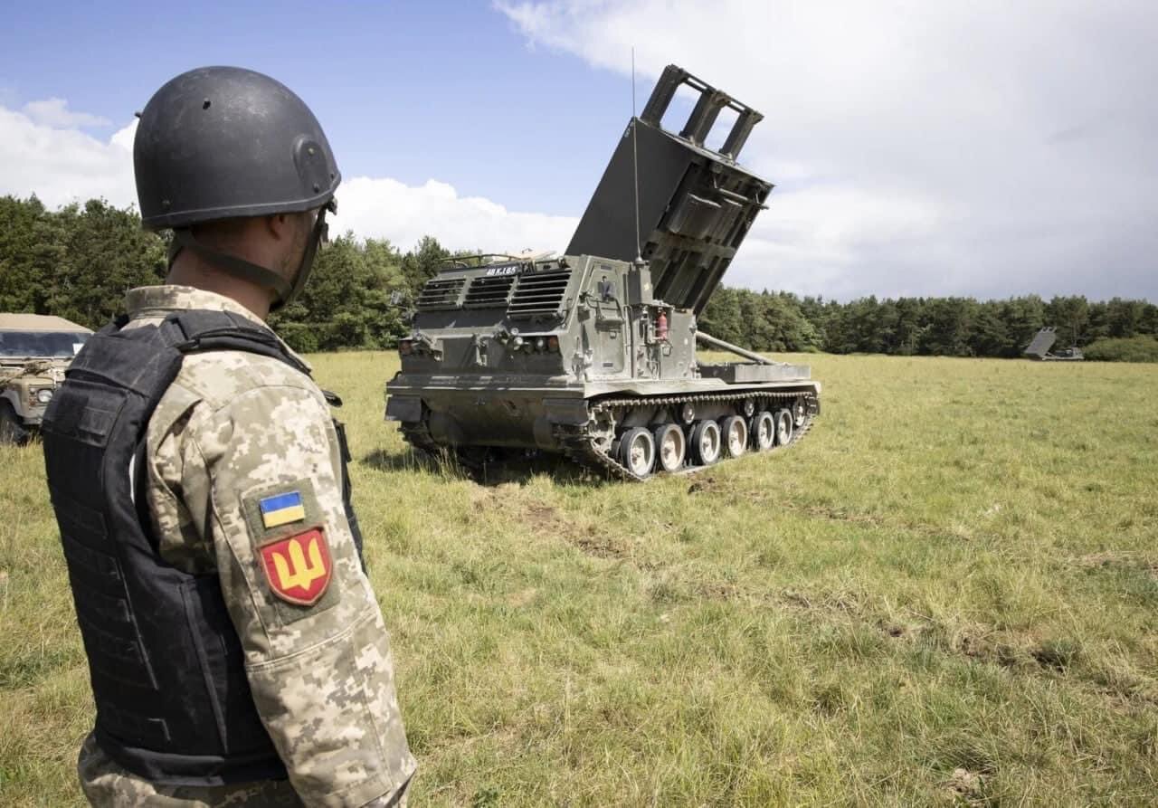 Высокоточная M270 MLRS | Пикабу